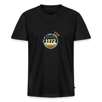 1972 - Men's Premium Organic T-shirt with V-neck - black - Front - Nico (187cm)
