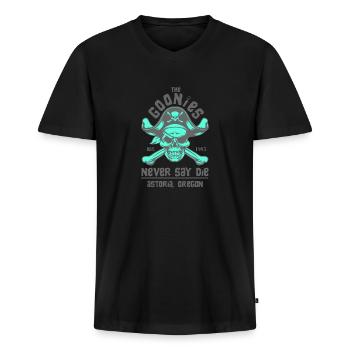 DIE GOONIES 3 - Männer Premium Bio T-Shirt mit V-Ausschnitt - Schwarz - Vorne - Nico (187cm)