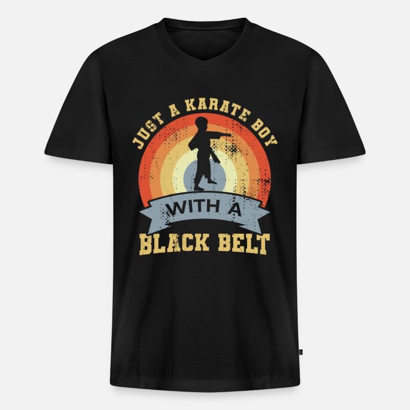 Karate Junge mit schwarzem Gürtel - Männer Premium Bio T-Shirt mit V-Ausschnitt - Schwarz