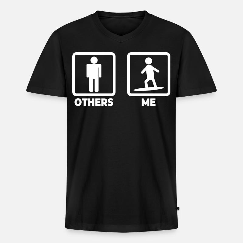 Surfer Strichmännchen - Männer Premium Bio T-Shirt mit V-Ausschnitt - Schwarz