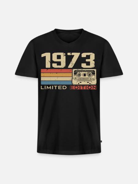 Legends 1973 Vintage 1973 Jubilee 1973 vintage - Men's Premium Organic T-shirt with V-neck - black