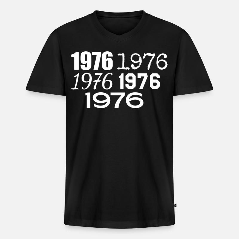 1976 - Men's Premium Organic T-shirt with V-neck - black