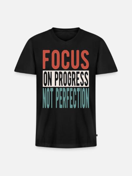 Focus on progress, not perfection - Men's Premium Organic T-shirt with V-neck - black