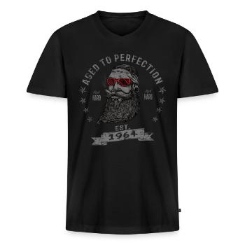 1964 Birthday Aged to perfection Old Man - Men's Premium Organic T-shirt with V-neck - black - Front - Nico (187cm)