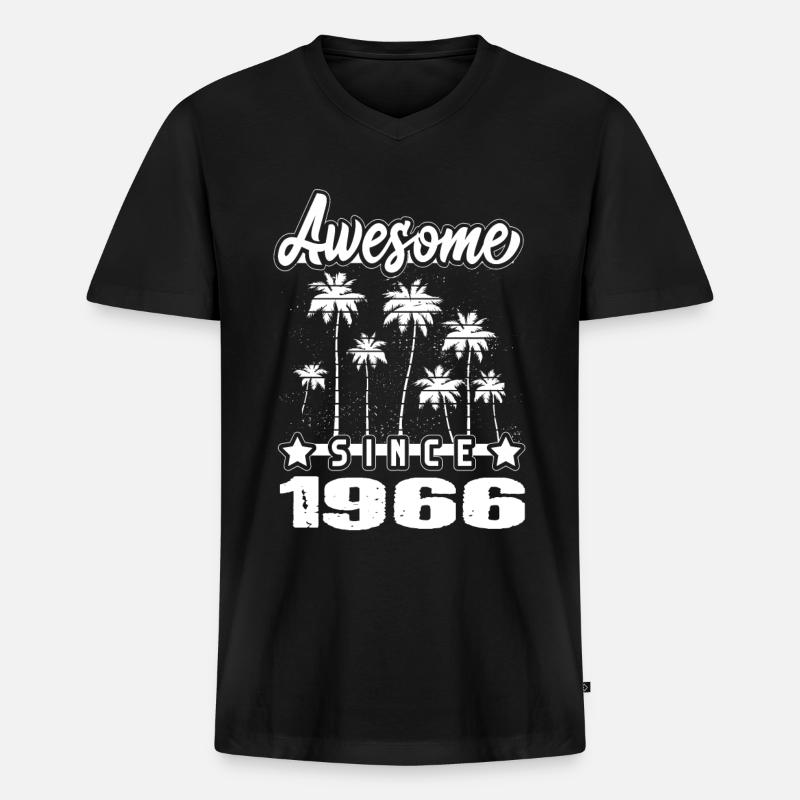 Awesome Since 1966 - Männer Premium Bio T-Shirt mit V-Ausschnitt - Schwarz