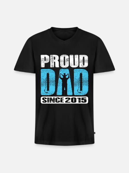 Proud Dad Since 2015 - Men's Premium Organic T-shirt with V-neck - black