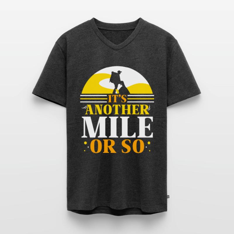 Eine Weitere Meile Oder So Halbe Meile Wanderung Männer Premium Bio T-Shirt mit V-Ausschnitt