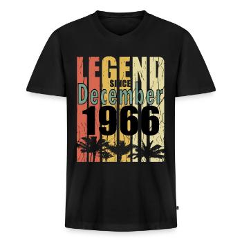 1966 Dezember vintage Geburtstag - Männer Premium Bio T-Shirt mit V-Ausschnitt - Schwarz - Vorne - Nico (187cm)