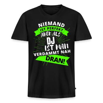 Spiel meine Musik DJ! Musik Techno Rave Design - Männer Premium Bio T-Shirt mit V-Ausschnitt - Schwarz - Vorne - Nico (187cm)
