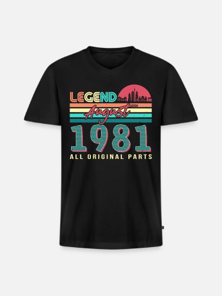 Retro 1981 August - Men's Premium Organic T-shirt with V-neck - black