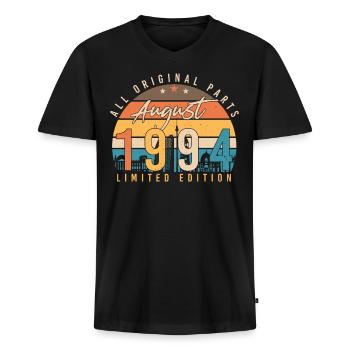 1994 August Geschenkidee - Männer Premium Bio T-Shirt mit V-Ausschnitt - Schwarz - Vorne - Nico (187cm)