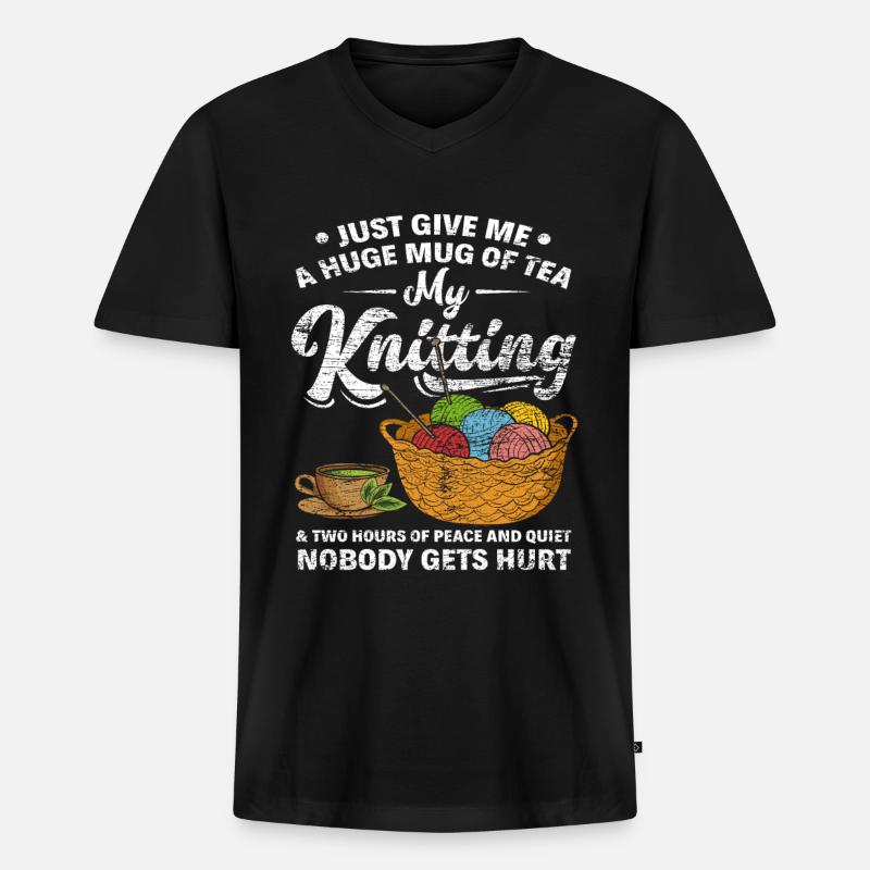 Stricken Tee - Männer Premium Bio T-Shirt mit V-Ausschnitt - Schwarz