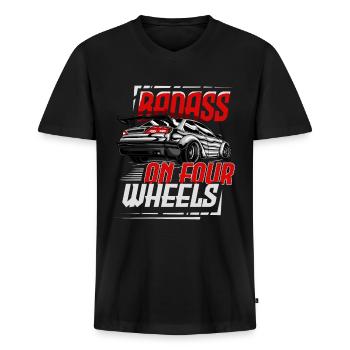 Badass auf vier Rädern für einen Auto-Enthusiasten - Männer Premium Bio T-Shirt mit V-Ausschnitt - Schwarz - Vorne - Nico (187cm)