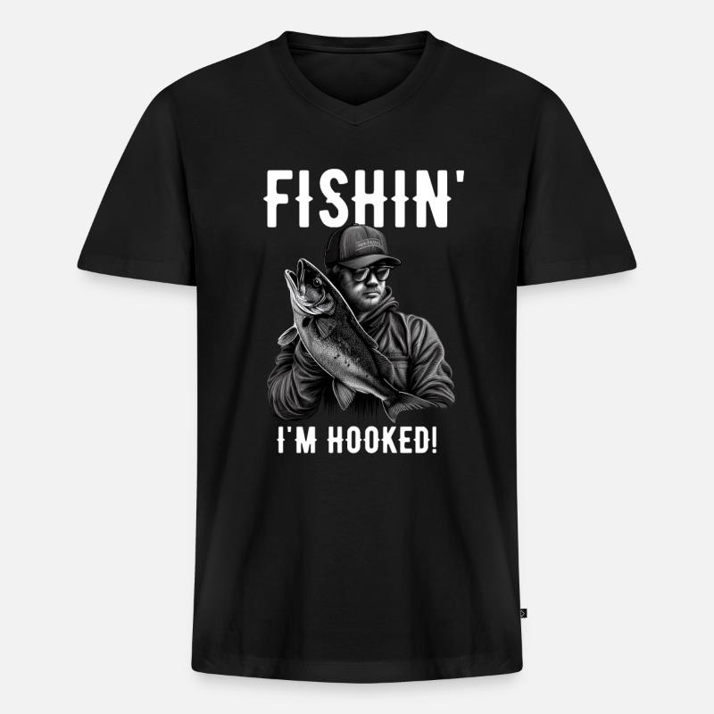 Fishin I'm Hooked - Funny Angler - Männer Premium Bio T-Shirt mit V-Ausschnitt - Schwarz