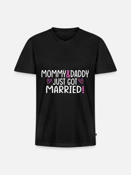 Just Got Married - Männer Premium Bio T-Shirt mit V-Ausschnitt - Schwarz
