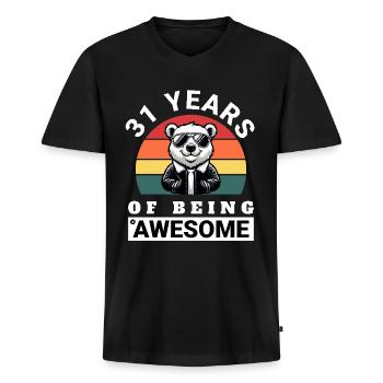 31 Years of Being Awesome Geburtstag Geschenkidee - Männer Premium Bio T-Shirt mit V-Ausschnitt - Schwarz - Vorne - Nico (187cm)