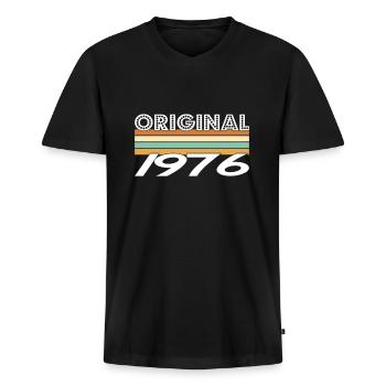 Original 1976 - Männer Premium Bio T-Shirt mit V-Ausschnitt - Schwarz - Vorne - Nico (187cm)