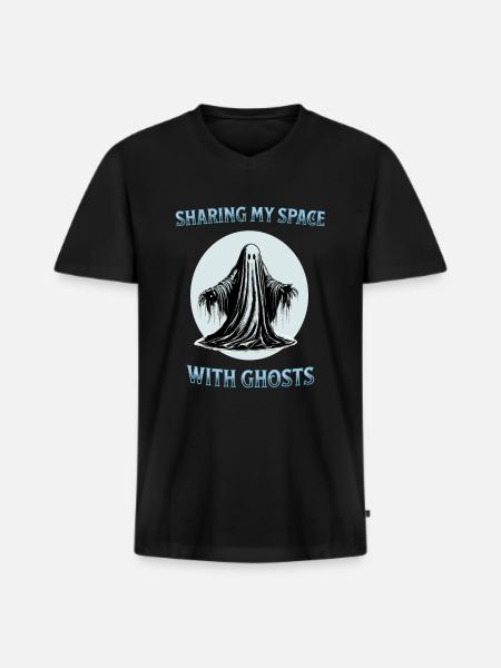 Sharing my space with ghosts - Men's Premium Organic T-shirt with V-neck - black