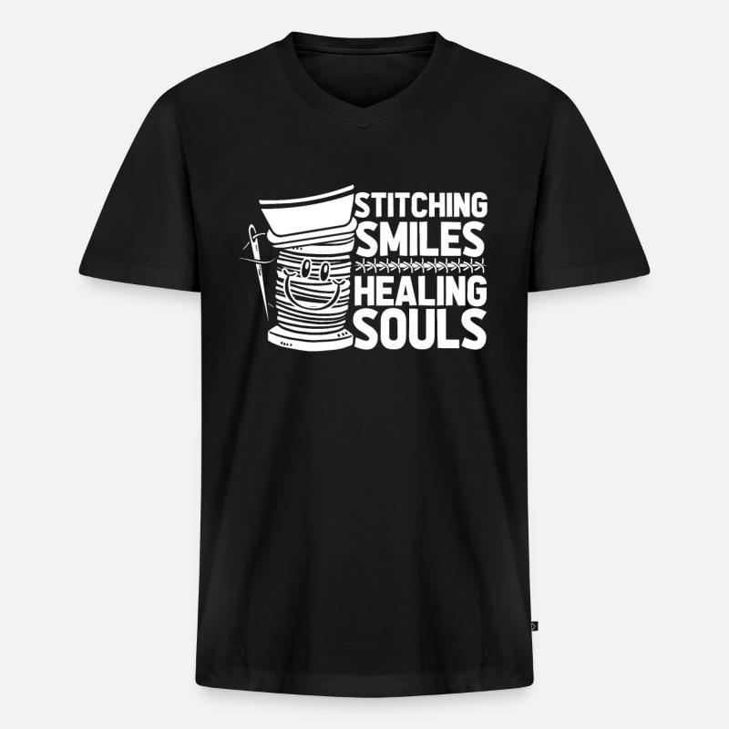 Krankenschwester Lächeln - Männer Premium Bio T-Shirt mit V-Ausschnitt - Schwarz
