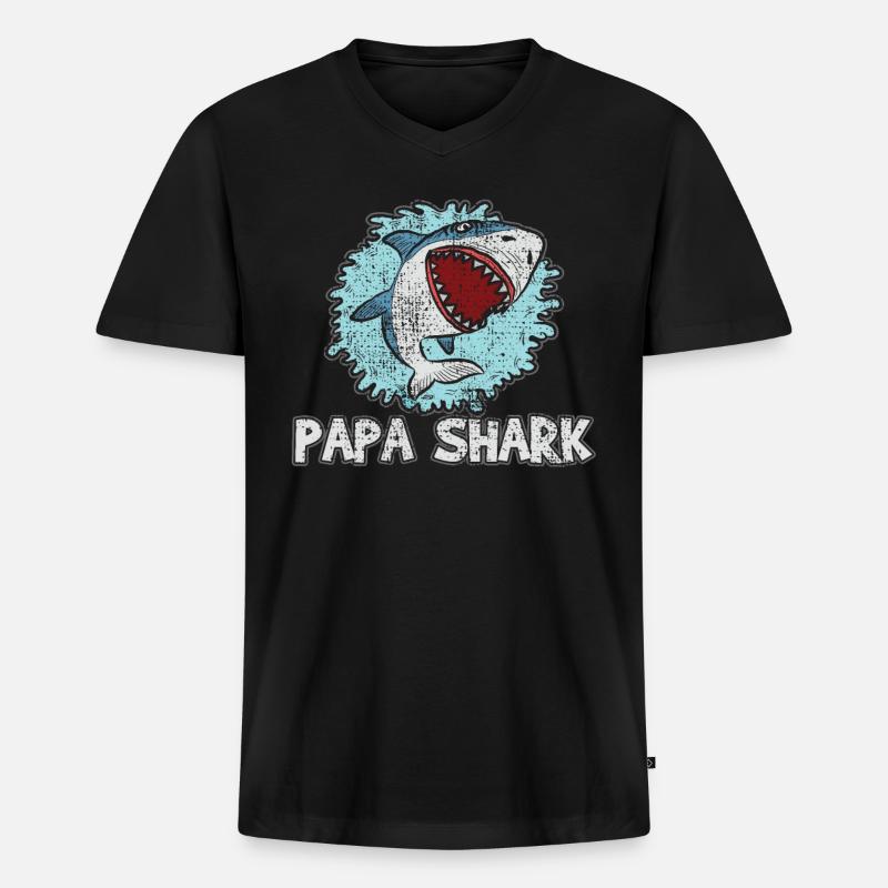 Papa Shark - Männer Premium Bio T-Shirt mit V-Ausschnitt - Schwarz