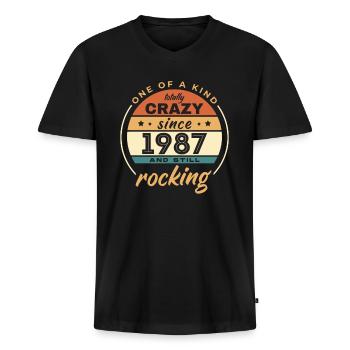 Unique en son genre totalement fou depuis 1987 Rocking - T-shirt encolure en V Premium bio Homme - noir - Devant - Nico (187cm)