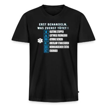 112 ABCDE Schema, Notfallsanitäter, Rettungsdienst - Männer Premium Bio T-Shirt mit V-Ausschnitt - Schwarz - Vorne - Nico (187cm)