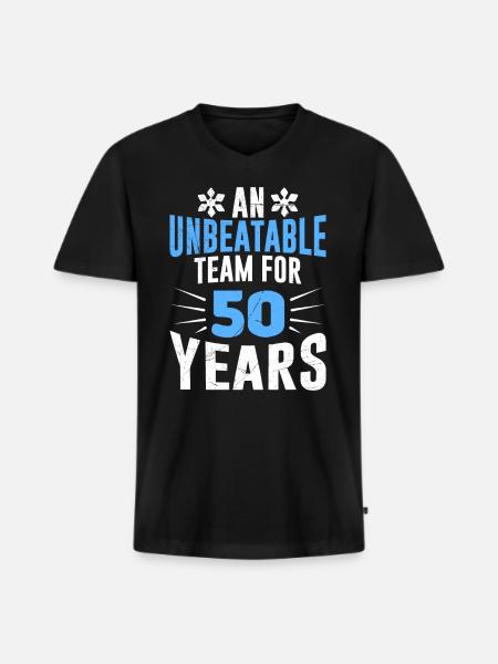 50 years of a team Golden wedding anniversary - Men's Premium Organic T-shirt with V-neck - black