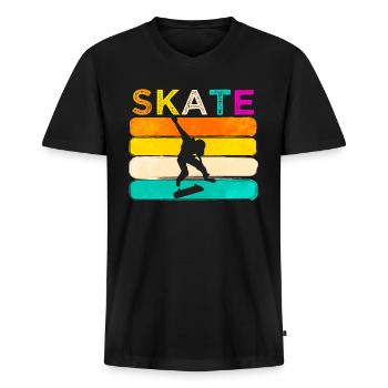 Skater - Männer Premium Bio T-Shirt mit V-Ausschnitt - Schwarz - Vorne - Nico (187cm)