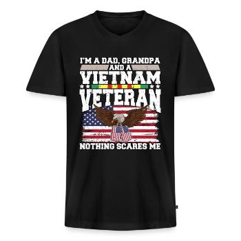 Vétéran du Vietnam - T-shirt encolure en V Premium bio Homme - noir - Devant - Nico (187cm)