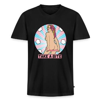 EROTIC SEXY GIRL TAKE A BITE - Männer Premium Bio T-Shirt mit V-Ausschnitt - Schwarz - Vorne - Nico (187cm)
