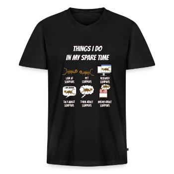 Scorpion - Männer Premium Bio T-Shirt mit V-Ausschnitt - Schwarz - Vorne - Nico (187cm)