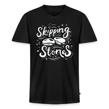Skipping Stones - Männer Premium Bio T-Shirt mit V-Ausschnitt - Schwarz - Vorne - Nico (187cm)