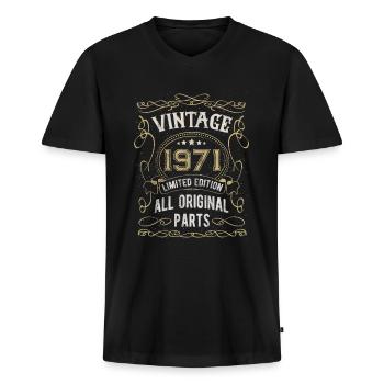 Born in 1971 Birthday gift 51 years - Men's Premium Organic T-shirt with V-neck - black - Front - Nico (187cm)