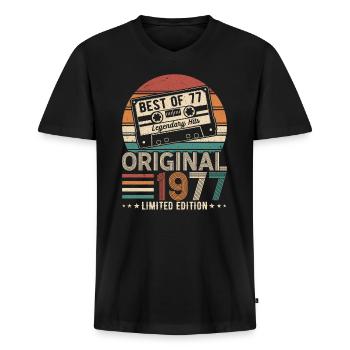 Jahrgang 1977 Geburtstag 1977 Jahrgang 1977 - Männer Premium Bio T-Shirt mit V-Ausschnitt - Schwarz - Vorne - Nico (187cm)