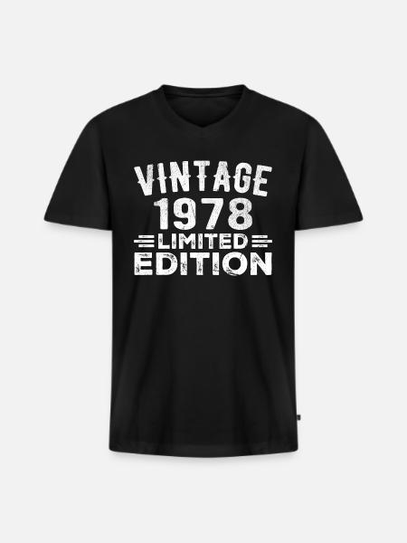 Year of birth 1978 Year of birth 1978 vintage - Men's Premium Organic T-shirt with V-neck - black