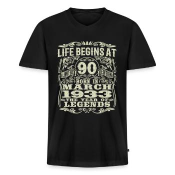 March 1933 - 90 years old - 90th birthday - Men's Premium Organic T-shirt with V-neck - black - Front - Nico (187cm)