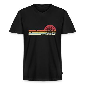 Darts Retro Víntage Dart Bullseye - Männer Premium Bio T-Shirt mit V-Ausschnitt - Schwarz - Vorne - Nico (187cm)