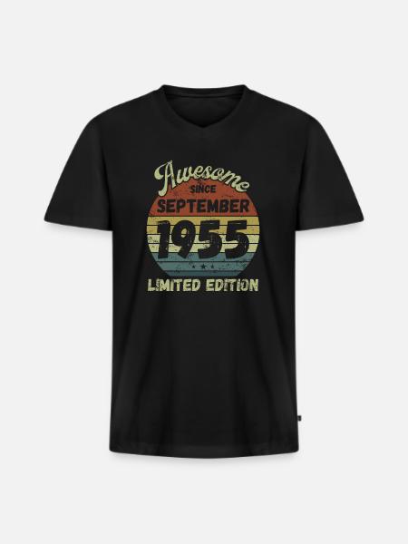 Awesome since September 1955 - Birthday - Men's Premium Organic T-shirt with V-neck - black