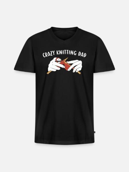 Crazy Knitting Lady Knitting - Men's Premium Organic T-shirt with V-neck - black