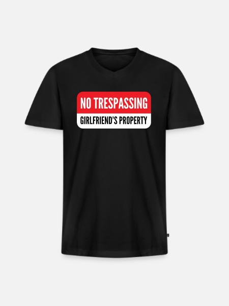 Eigentum meiner Freundin - Männer Premium Bio T-Shirt mit V-Ausschnitt - Schwarz