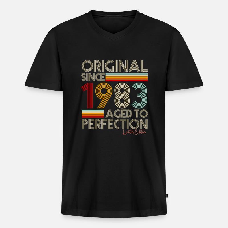 1983 - Männer Premium Bio T-Shirt mit V-Ausschnitt - Schwarz