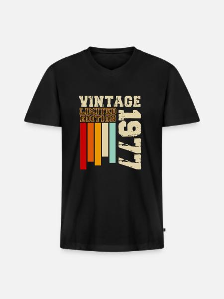 1977 - Men's Premium Organic T-shirt with V-neck - black
