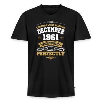 Millésime parfaitement vieilli décembre 1961 - T-shirt encolure en V Premium bio Homme - noir - Devant - Nico (187cm)