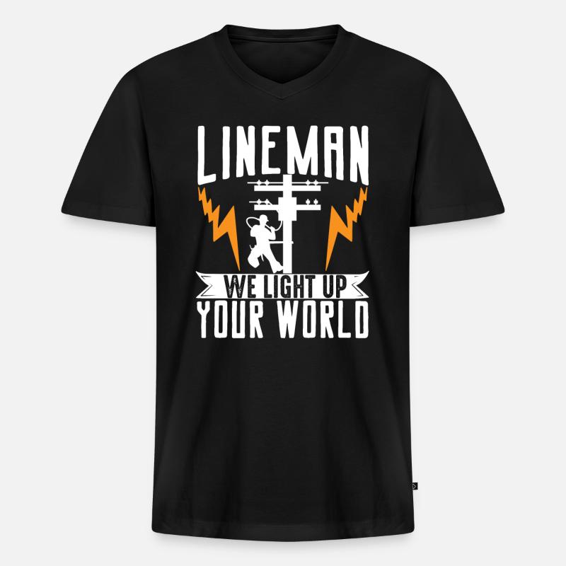 Electrical Lineman We Light Up - Männer Premium Bio T-Shirt mit V-Ausschnitt - Schwarz