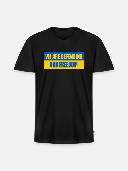 We are defending our freedom - Men's Premium Organic T-shirt with V-neck - black