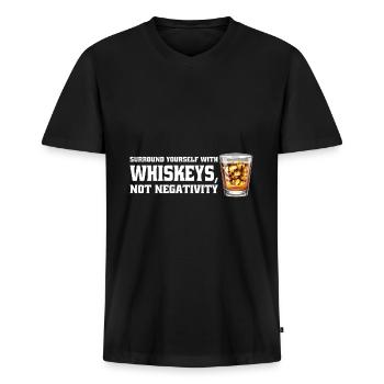Whiskey trinken Whiskey trinken Whiskey Geschenk - Männer Premium Bio T-Shirt mit V-Ausschnitt - Schwarz - Vorne - Nico (187cm)