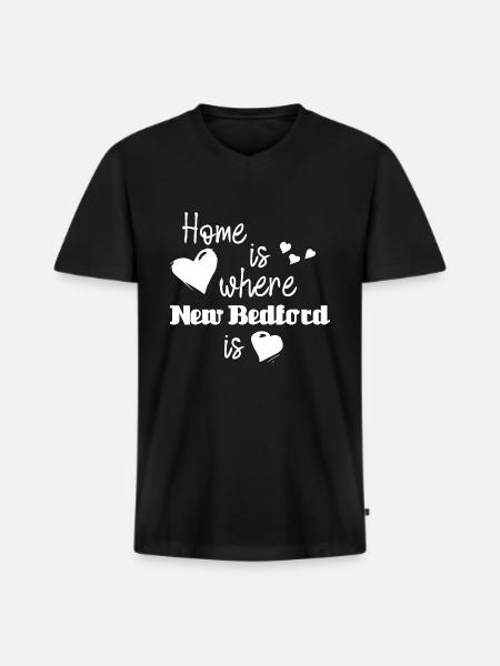Zuhause in New Bedford - Home is where New Bedford - Men's Premium Organic T-shirt with V-neck - black