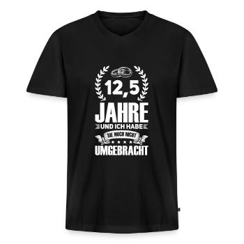 12,5. Hochzeitstag Petersilienhochzeit 12,5 Jahre - Männer Premium Bio T-Shirt mit V-Ausschnitt - Schwarz - Vorne - Nico (187cm)
