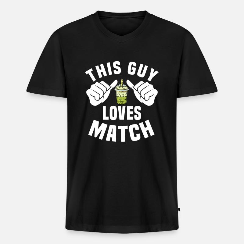 Dieser Typ Liebt Matcha - Männer Premium Bio T-Shirt mit V-Ausschnitt - Schwarz