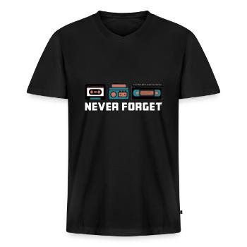 Never Forget - Männer Premium Bio T-Shirt mit V-Ausschnitt - Schwarz - Vorne - Nico (187cm)